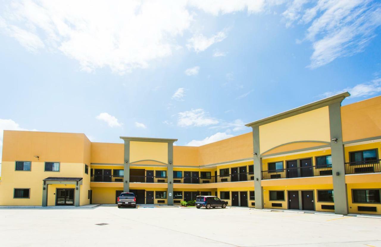 Scottish Inn & Suites Baytown Εξωτερικό φωτογραφία