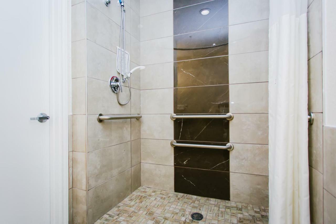 Scottish Inn & Suites Baytown Εξωτερικό φωτογραφία